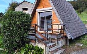 Petit chalet avec terrasse